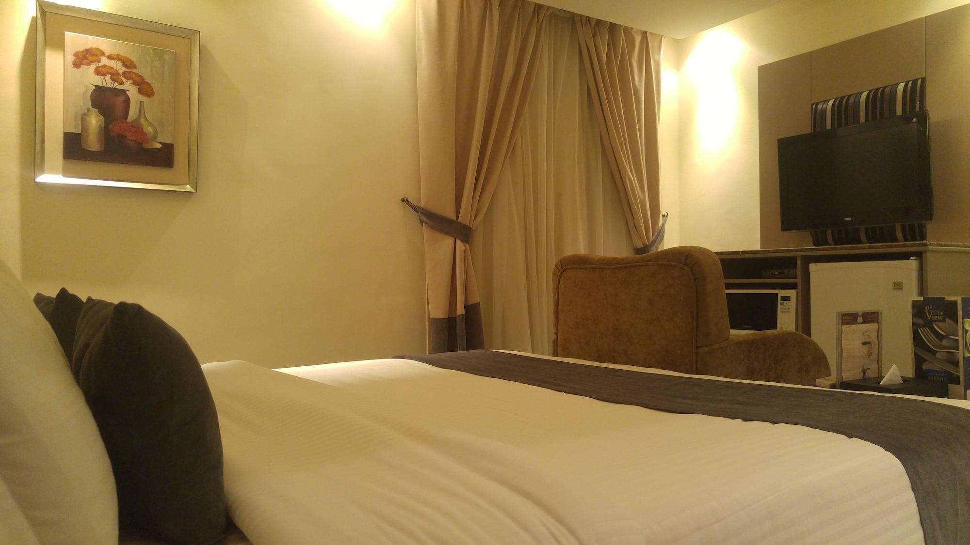 Al Muhaidb Al Takhasosi Suites Рияд Екстериор снимка