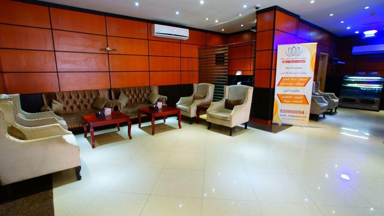 Al Muhaidb Al Takhasosi Suites Рияд Екстериор снимка